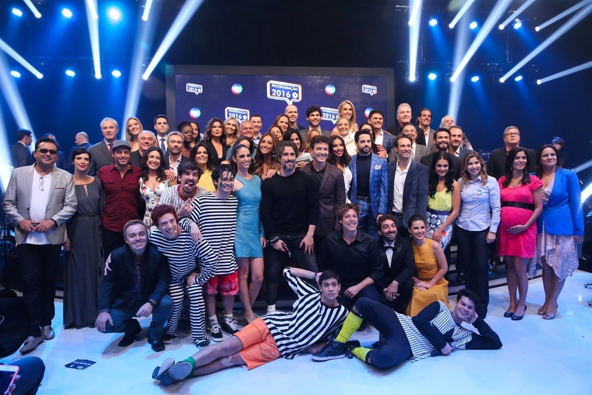 29.fev.2016 - Record reuniu time de atores e apresentadores em sua sede em São Paulo para anunciar novidades da programação de 2016 - Manuela Scarpa/Brazil News