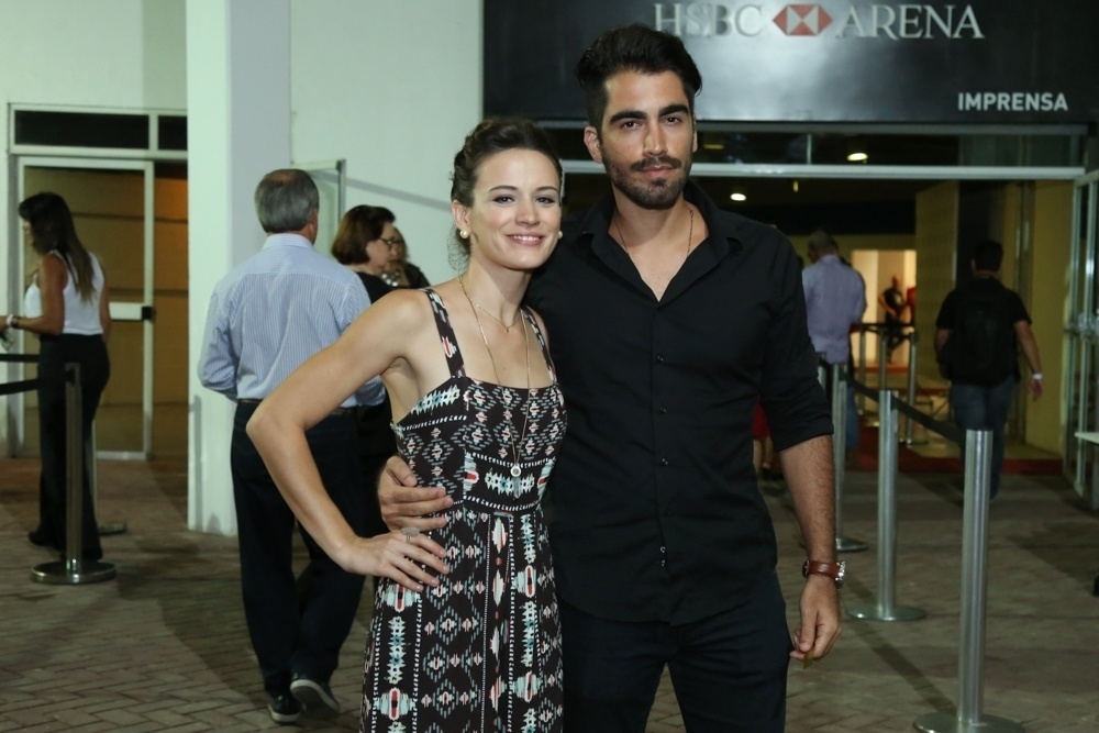 08.mar.2016 - Bianca Bin curtiu a apresentação com o marido Pedro Brendao. Lionel Richie se apresentou na noite dessa terça-feira em uma casa de show na Barra da Tijuca, no Rio de Janeiro - Roberto Filho/Brazil News