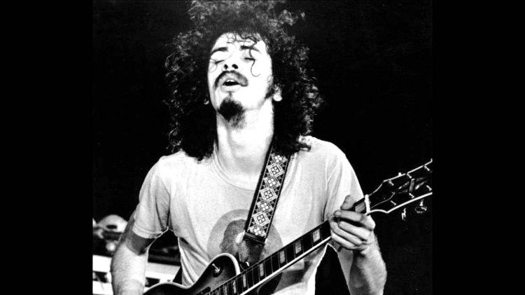 O guitarrista Santana - Reprodução - Reprodução