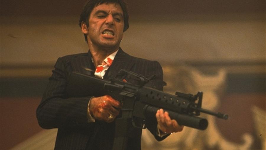 Al Pacino em cena de "Scarface" (1983), que ganhará nova versão ambientada em Los Angeles - Divulgação