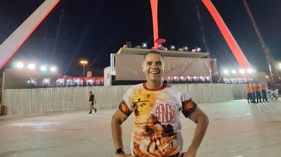 Alex de Oliveira, ex-Rei Momo e carnavalesco da Unidos de Bangu - Rafael Lemos/UOL