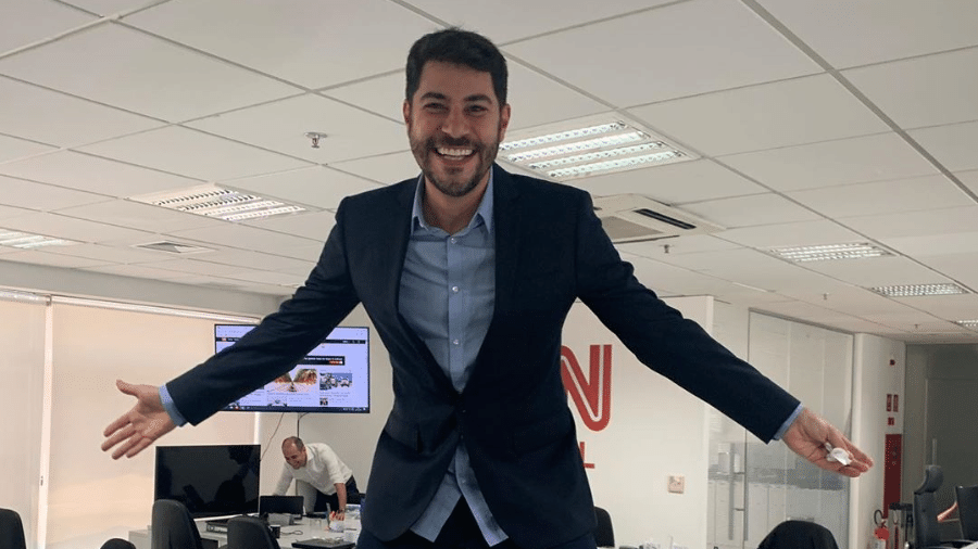 Evaristo Costa em sua 1ª foto postada na sede da CNN Brasil, em São Paulo - Reprodução/Instagram
