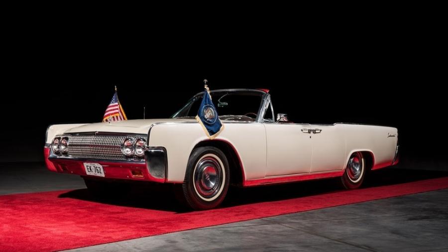 Lincoln Continental 1961 usado por John Kennedy no dia da morte - Divulgação