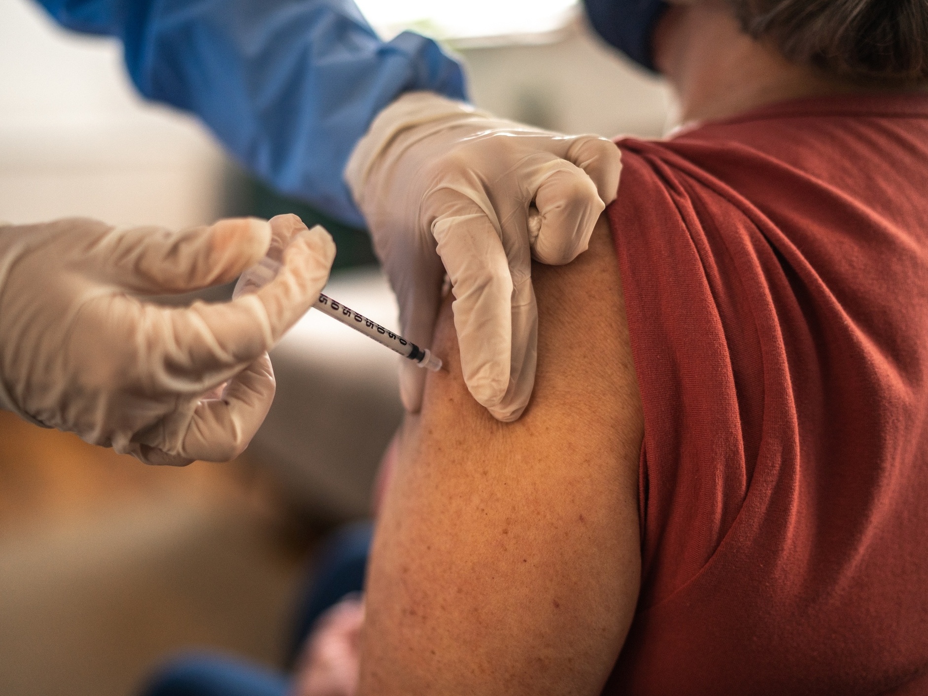 Vacina da covid-19 rende US$ 13,5 bi à Pfizer no primeiro trimestre