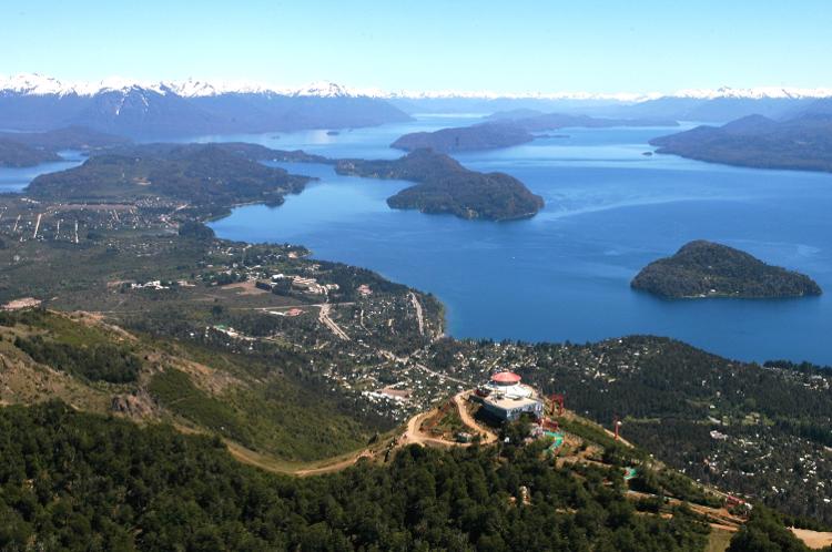 Cerro Otto, em Bariloche, na Argentina - Getty Images - Getty Images