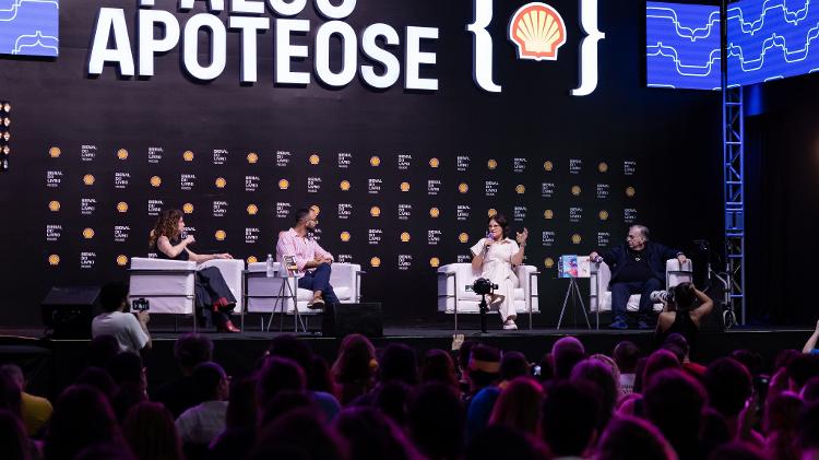 Raphael Montes, Rosane Svartman, Alessandra Poggi e Walcyr Carrasco na Bienal do Livro 2025, no Rio de Janeiro Raphael Montes, Rosane Svartman, Alessandra Poggi e Walcyr Carrasco na Bienal do Livro 2025, no Rio de Janeiro