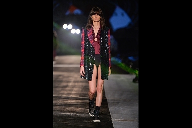 Alexandre Herchcovitch desfila na Elle Fashion Preview - Divulgação