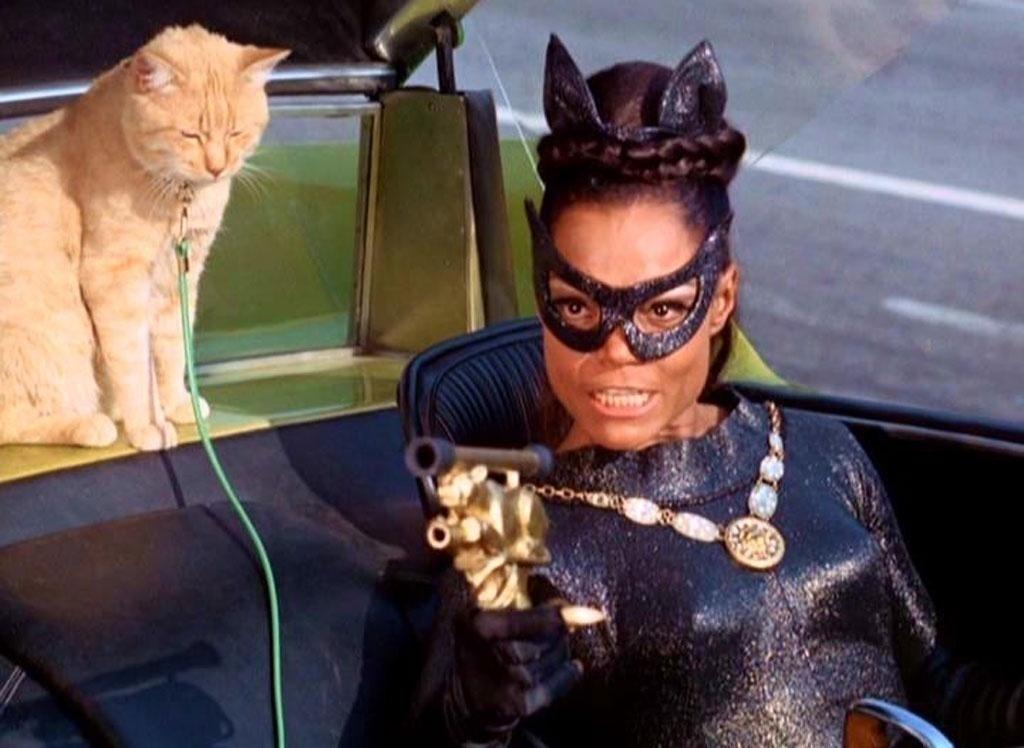 Eartha Kitt em cena em "Batman - O Homem Morcego" (1966) - Divulgação
