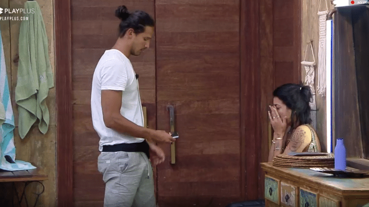 Prado chorando - Reprodução/Play Plus - Reprodução/Play Plus