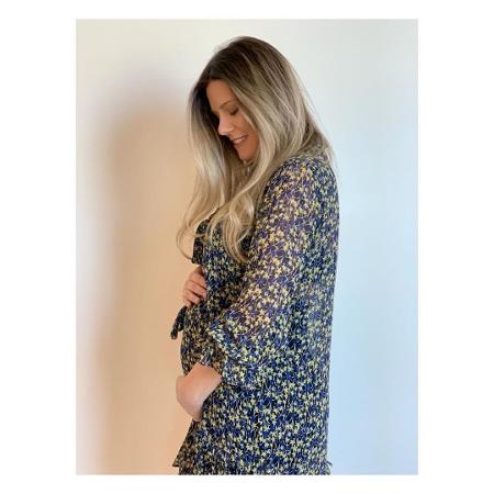 Daiana Garbin mostra barriguinha e revela nome de filha com Leifert - Reprodução/Instagram