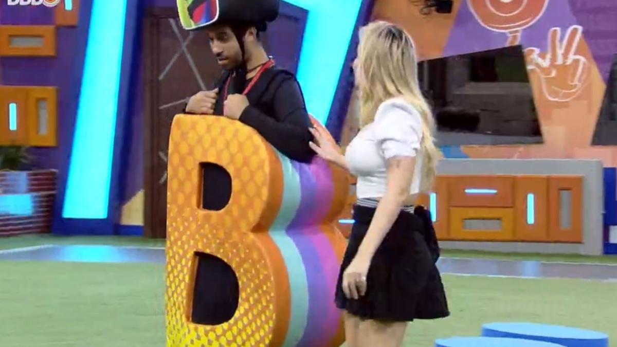 BBB 21: Viih Tube chama Gil para conversar - Reprodução/ Globoplay