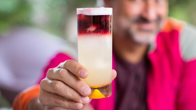 Drinque Alto Mar, criação para harmonizar com o risoto de pinhão - Marcelo Santos/UOL - Marcelo Santos/UOL