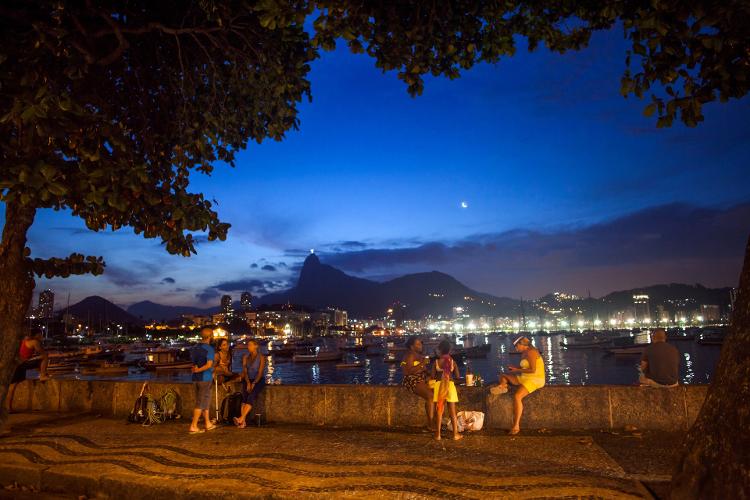 Mureta da Urca: espaço democrático para famosos e anônimos - Getty Images - Getty Images