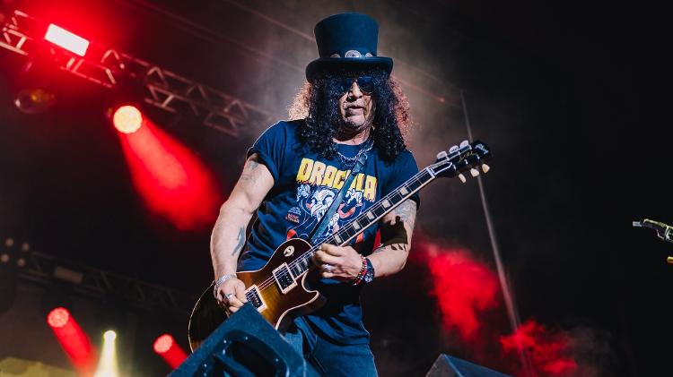 Slash mostra no Brasil por que é considerado um dos mestres da guitarra