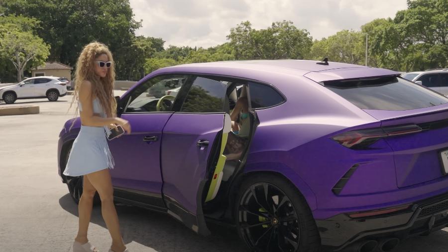 Shakira com Lamborghini Urus