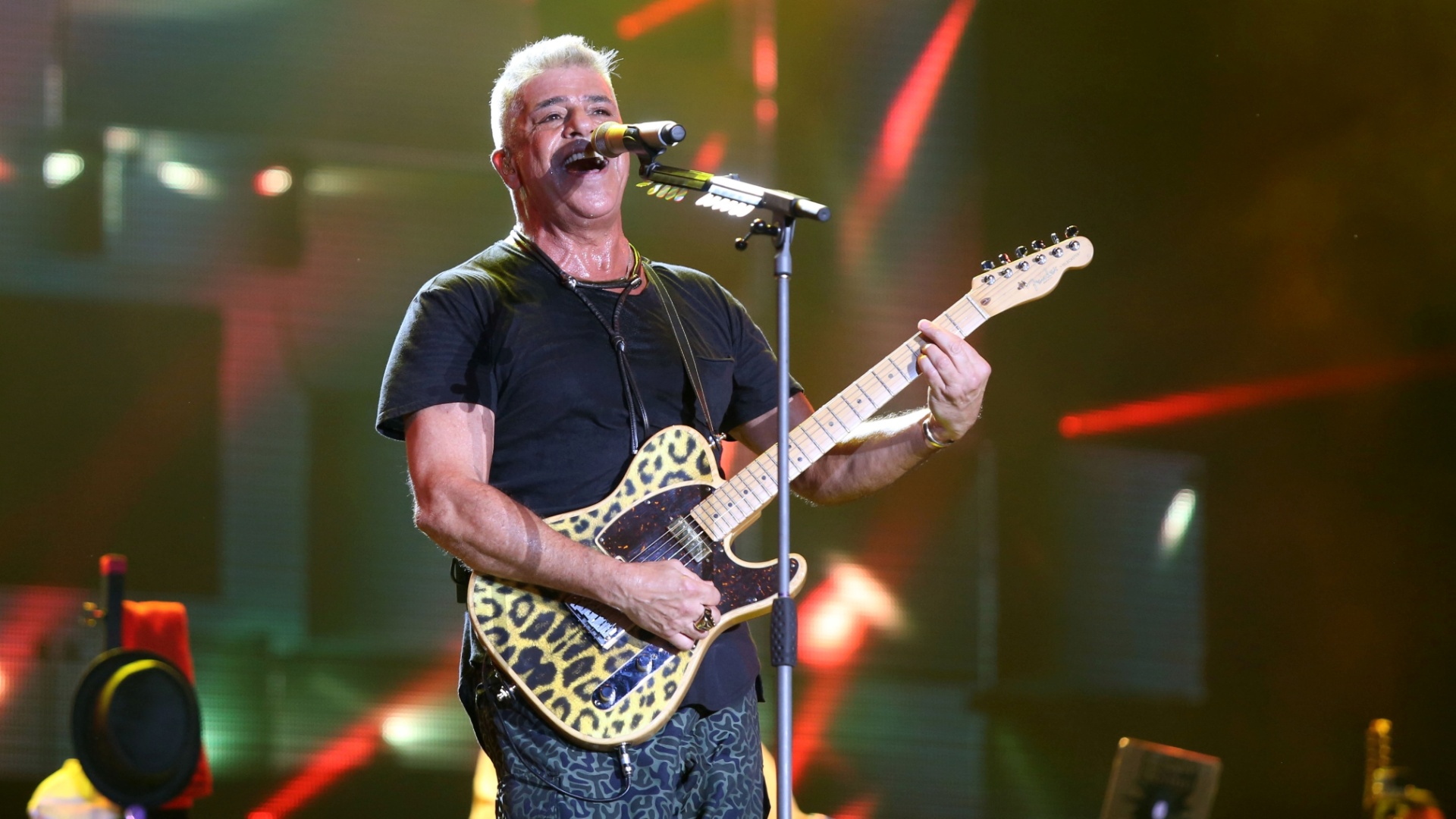 26.set.2015 - Lulu Santos abre as apresentações no palco Mundo no sexto dia do Rock in Rio 2015 - Fernando Maia/UOL