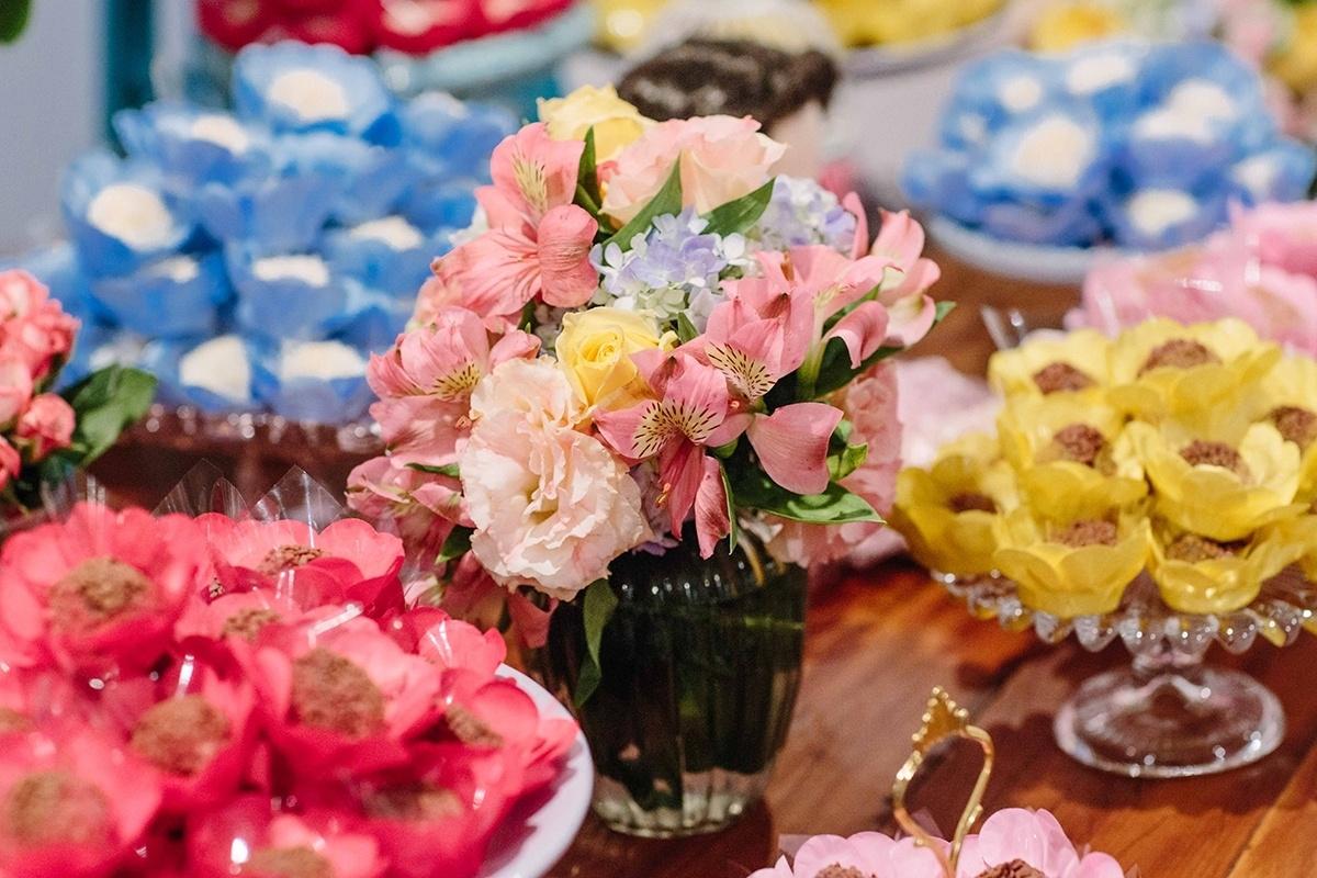 chá bailarina flores - Nina Bedacchi/Divulgação