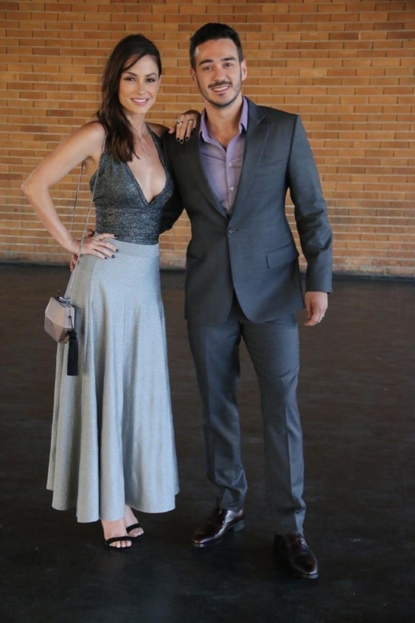 Famosos prestigiam o casamento de Fábio Porchat e Nataly Mega - Agnews/Daniel Pinheiro