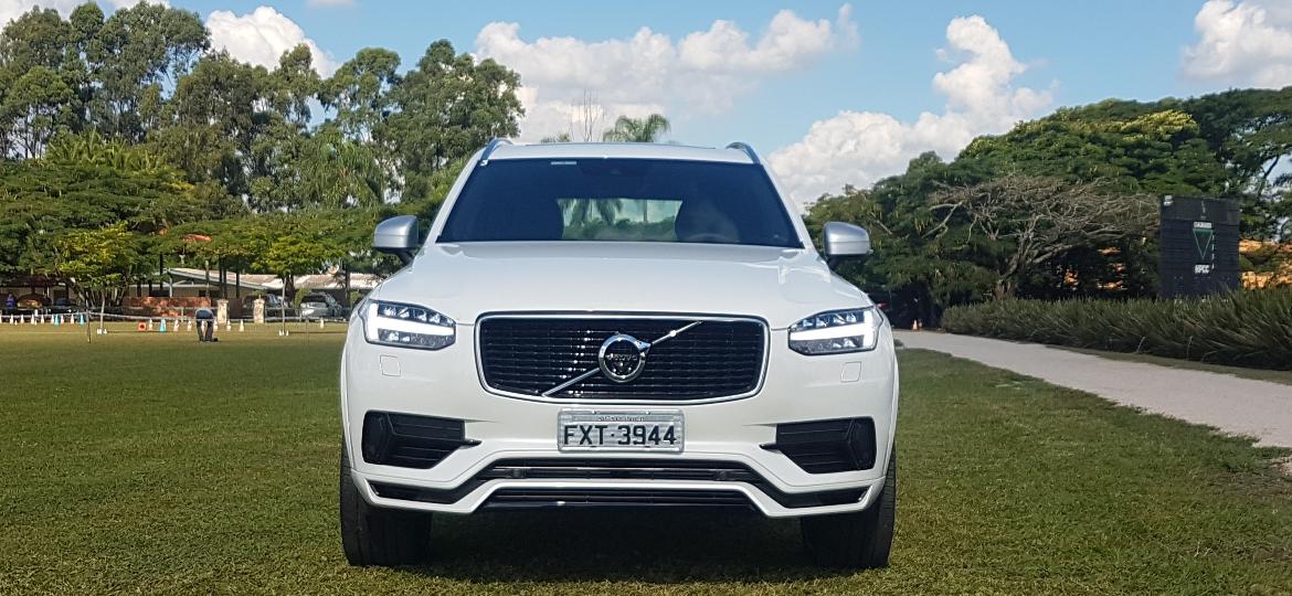 Volvo XC90 é um dos modelos afetados pelo problema, relacionado ao coletor de admissão do motor - Fernando Miragaya/Colaboração para UOL