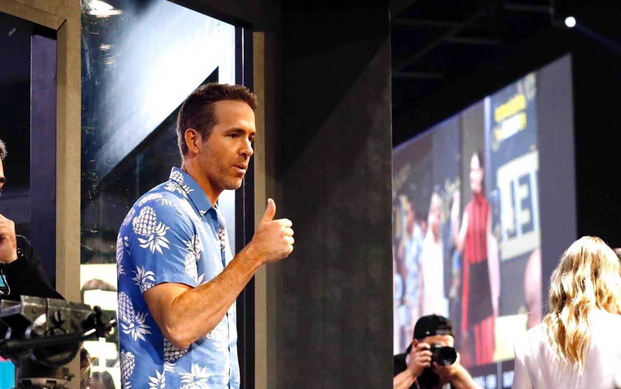 Ryan Reynolds, Adria Arjona, Mélanie Laurent, Corey Hawkins e Manuel Garcia-Rulfo participaram de painel de Esquadrão 6 na CCXP - Mariana Pekin/UOL