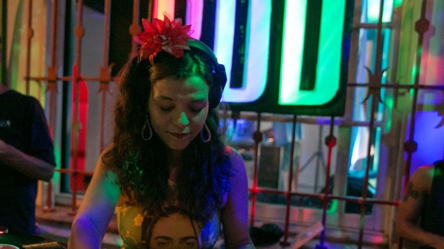 Uh! Manas.tv: a DJ Carlu apresenta Mulheres na Cultura do Vinil - Divulgação