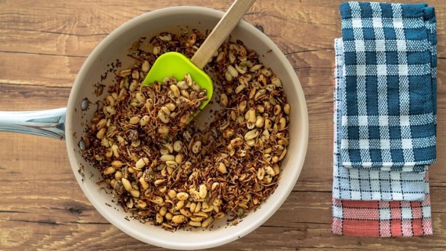 Cardápio para emagrecer com granola low carb (semana 28, quartafeira