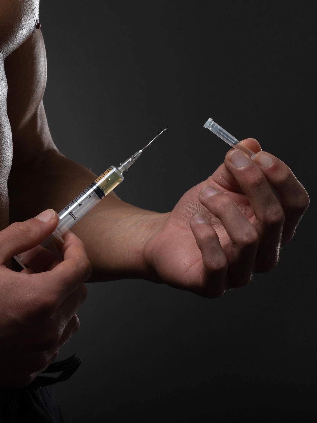 Anabolizantes aumentam em quase tr&ecirc;s vezes risco de morte