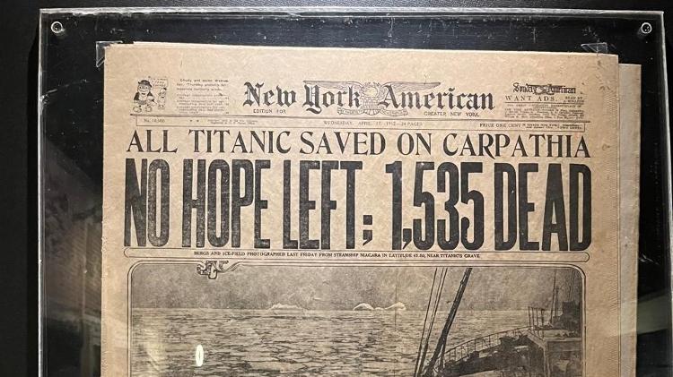 Página original do jornal New York American noticiando o naufrágio do Titanic em 1912 Página original do jornal New York American noticiando o naufrágio do Titanic em 1912