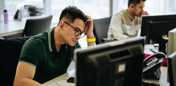 Os 3 sinais de que sua empresa faz você usar, mas não tem plano para IA