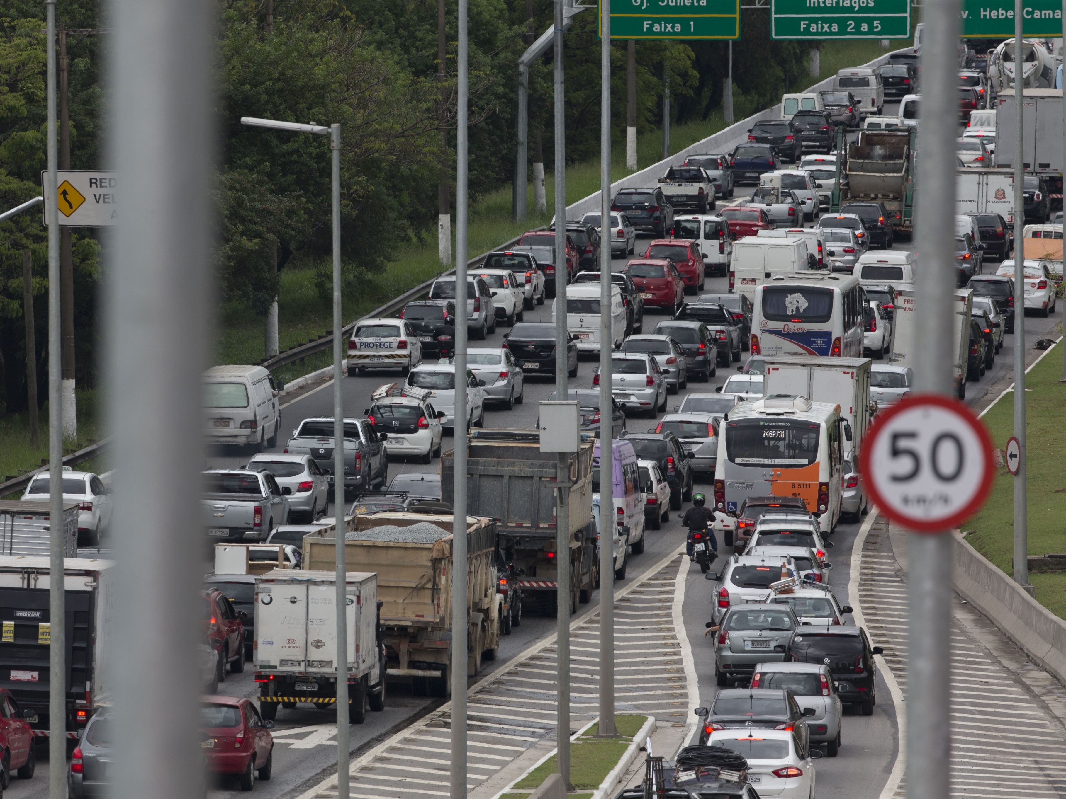 Rodízio de veículos é suspenso em SP; veja quando será retomado