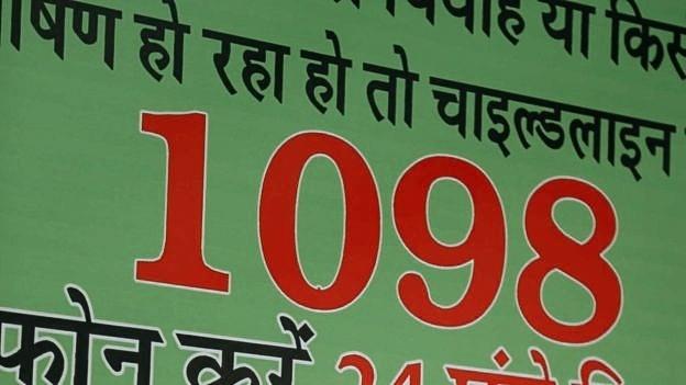 "1098" é o número de auxílio a crianças em dificuldades na Índia - Peter Leng/Neha Sharma/BBC