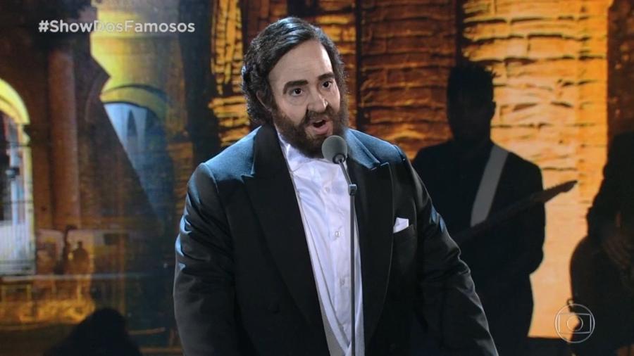 Helga Nemeczyk encarna Pavarotti no "Domingão" - Reprodução
