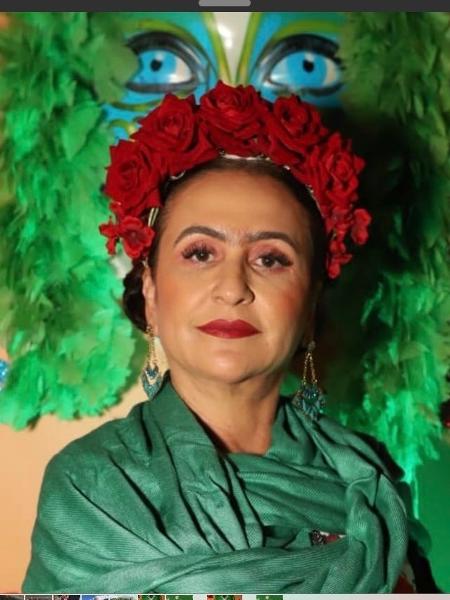 Katia Abreu vestida de Frida Kahlo - Reprodução/Twitter