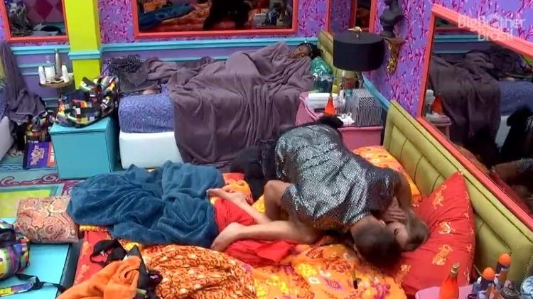 BBB 21: Carla Diaz e Arthur no quarto colorido - Reprodução/Globoplay - Reprodução/Globoplay