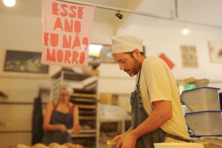 Produção na Forno Fecchio, representante da nova leva de padarias