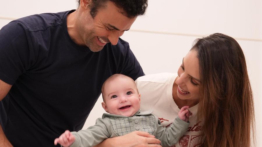 Carol Celico, Eduardo Scarpa e o filho Rafael