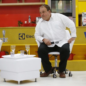 27.ago.2016 - Os chefs Emmanuel Bassoleil e Erick Jacquin participam de bate-papo sobre a carreira na culinária - Leonardo Benassatto/Futura Press/Estadão Conteúdo