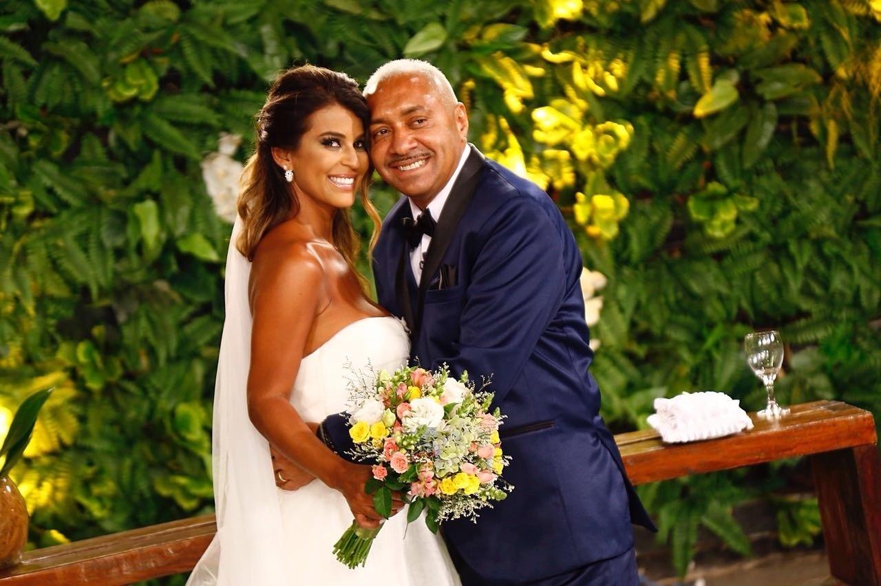 Juntos há 20 anos, Nana Magalhães e Tiririca se casam no programa "Eliana" - Divulgação/SBT