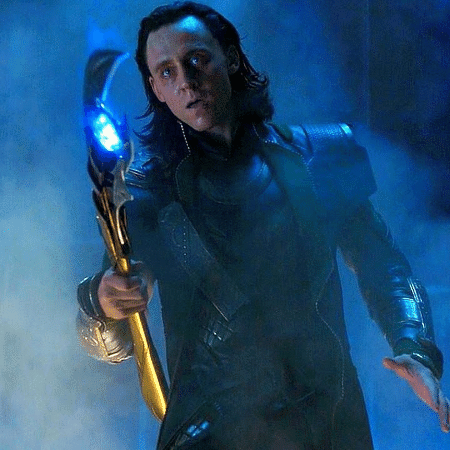 Loki (Tom Hiddleston) em cena de "The Avengers: Os Vingadores" (2012) - Reprodução