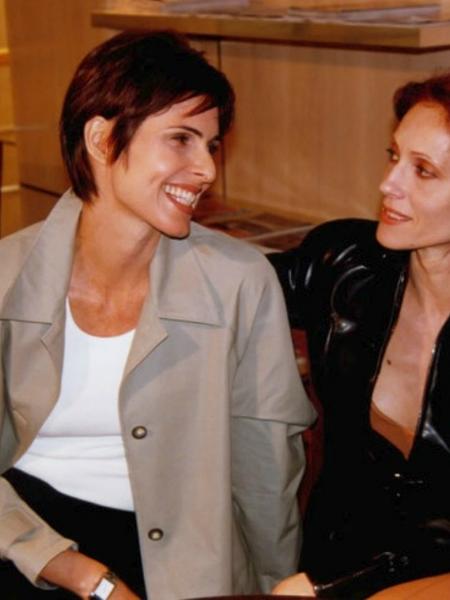 Silvia Pfeifer e Christiane Torloni na novela "Torre de Babel", de 1998: rejeição ao par romântico foi tão forte que logo deram fim às personagens - Divulgação/Globo