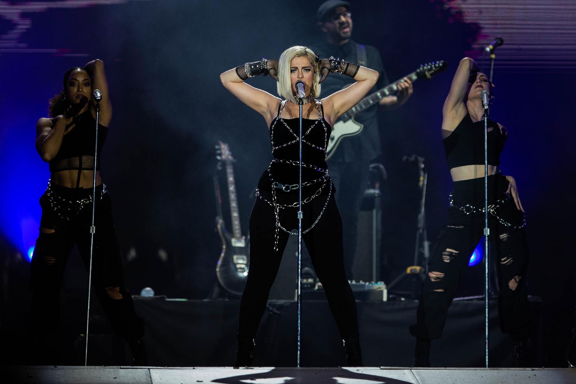 Bebe Rexha se apresenta no palco Mundo no primeiro dia do Rock In Rio 2019 - FOLHAPRESS