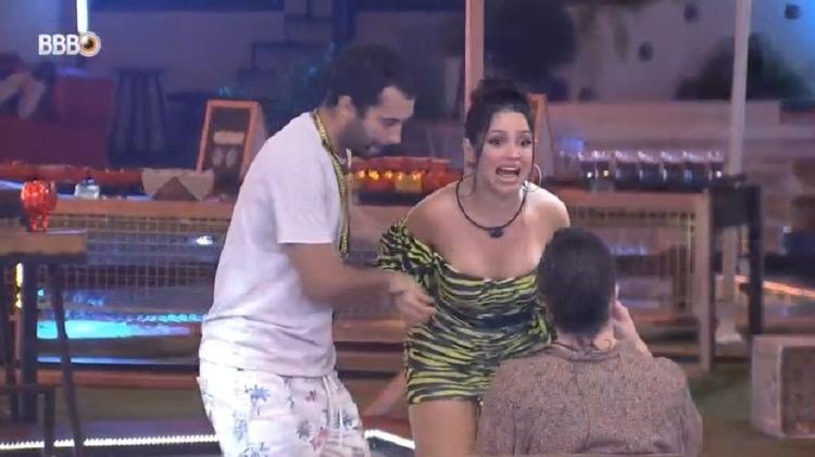 BBB 21: Juliette não aceita selinho triplo com Gilberto e Fiuk - Reprodução/Globoplay - Reprodução/Globoplay
