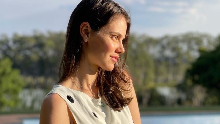 Grávida do segundo filho, Laura Neiva exibe barriga - Reprodução/Instagram