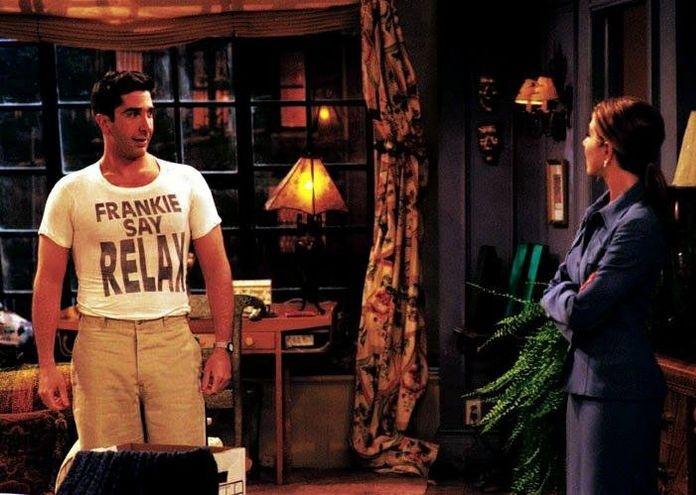 Ross de Friends com camiseta "Frankie say relax" - Reprodução/Friends