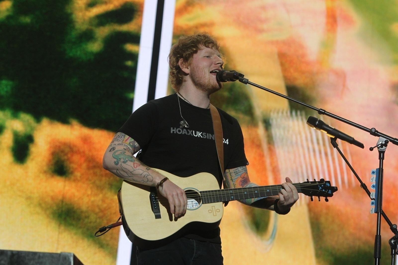 Ed Sheeran apresenta no Rio de Janeiro o show da turnê "Divide" na arena Jeunesse, no Recreio dos Bandeirantes - Marcelo Sá Barreto/Ag News