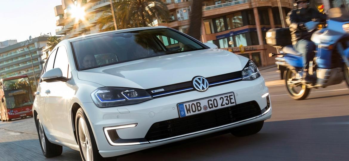 Deu na Internet - Página 2 Volkswagen-e-golf-1510861451578_v2_1170x540