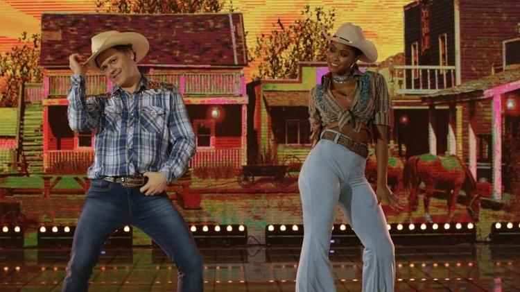 O ator Danton Mello participa do "Dança dos Famosos" - Reprodução/Twitter - Reprodução/Twitter