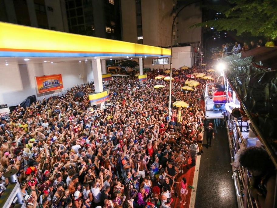 Rio: Associação de blocos diz que Carnaval de rua só acontecerá