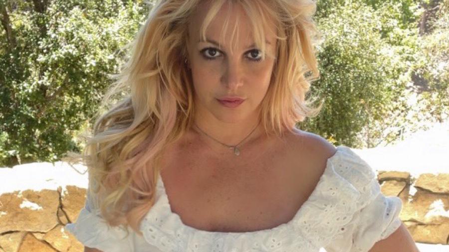 Britney Spears enfrentou fortes emoções nos últimos meses desde que se libertou da tutela do pai - Reprodução/Twitter