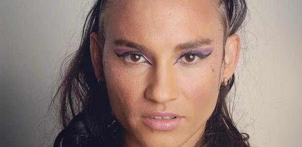 Após HIV, ela pesquisa vírus e trabalha para aproximar pessoas trans do SUS - UOL